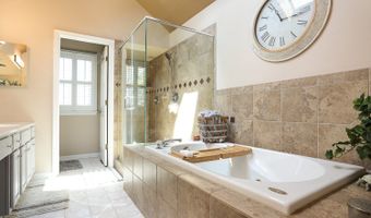 3741 Persimmon Dr, Algonquin, IL 60102