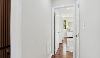 4224 SOUTHERN Ave SE, Washington, DC 20019
