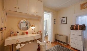 5 Bowles Ave, Bar Harbor, ME 04609