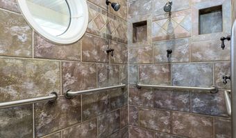 20478 Lawrence 2180, Aurora, MO 65605