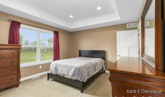 12840 Ridgedale Dr, Allendale, MI 49401