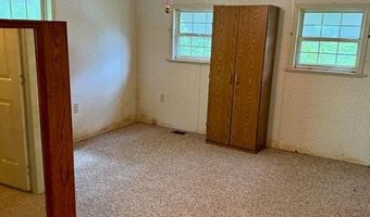 81 Sherwood Valley Ln, Coventry, RI 02816