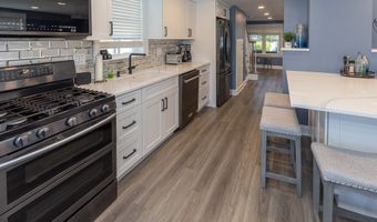 55 Swan Ave, Old Lyme, CT 06371