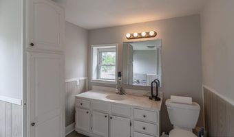 202 E Adams St, Arlington, MN 55307