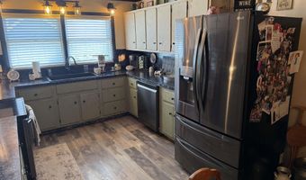256 W Hoosier St, Berne, IN 46711