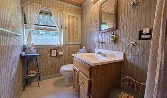 1239 W Shore Rd, Cabot, VT 05647