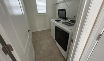 2914 Macbeth Ln, Apex, NC 27502