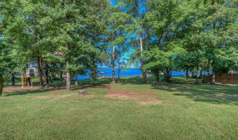 111 Oak Leaf Trl, Benton, LA 71006