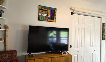 272 Belmont Ave, Belfast, ME 04915