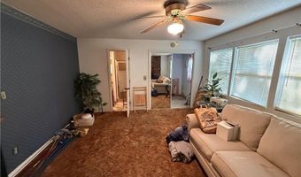 708 11th St, Barling, AR 72923