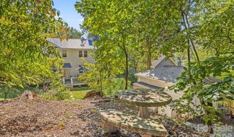 18 Robinwood Ave, Asheville, NC 28806