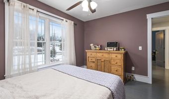 51 Bridge St, Belfast, ME 04915