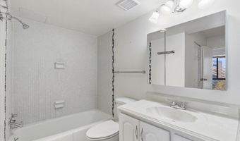 1401 N RHODES St 503, Arlington, VA 22209