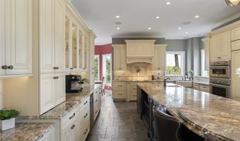30 Daniel Trce, Burlington, CT 06013