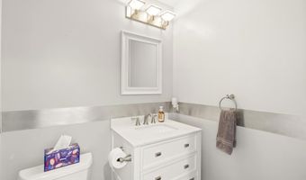 2412 Lake Forest St, Escondido, CA 92026