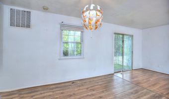 50 Greenhouse Rd 17A, Bridgeport, CT 06606