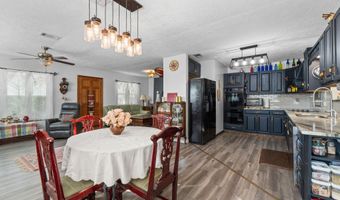 2686 Mona Ln, Alford, FL 32420