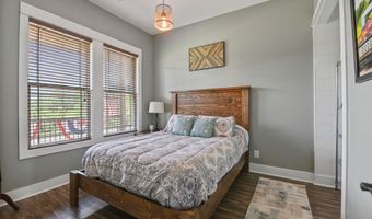 722 Lakeshore Dr, Autaugaville, AL 36003