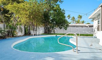 3812 N Circle Dr, Hollywood, FL 33021