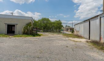 945 Pine Ave, Albany, GA 31701