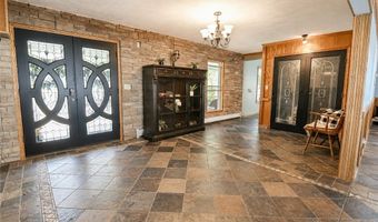 62 Summerdale Rd, Angola, NY 14006
