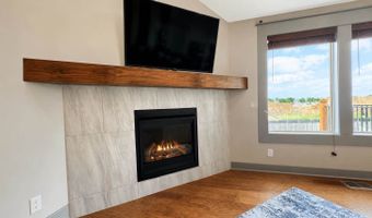 16030 Craig St, Basehor, KS 66007