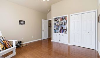 136 Riverview Dr, Anderson, MO 64831