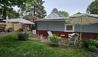 103 4th St, Bangor, ME 04401