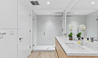 9901 W Bay Harbor Dr 605, Bay Harbor Islands, FL 33154