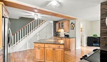 3235 Lakeview Dr, Allegan, MI 49010