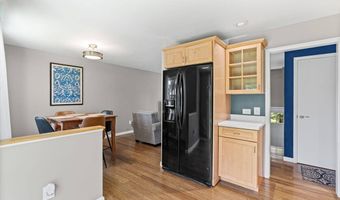 25 Edgecomb St, Albany, NY 12209