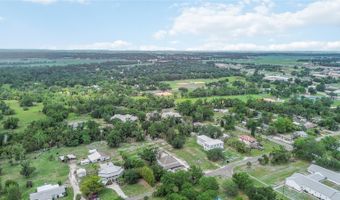 200 W WINIFRED St, Arcadia, FL 34266