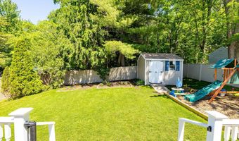 85 Pleasant View Ave, Bristol, CT 06010