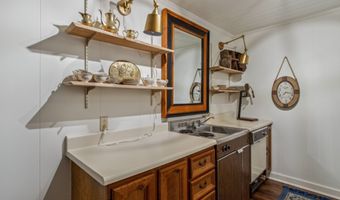 15 Elm Ct, Highlands, NC 28741