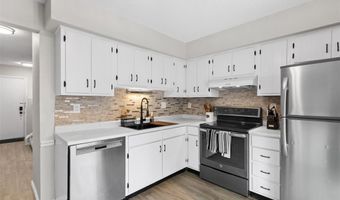 13362 Hiddencrest Ln, Ballwin, MO 63021