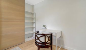 2113 N LINCOLN St, Arlington, VA 22207