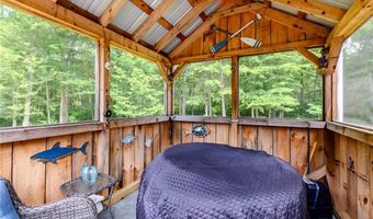 167 Cranberry Ridge Rd, Glocester, RI 02857