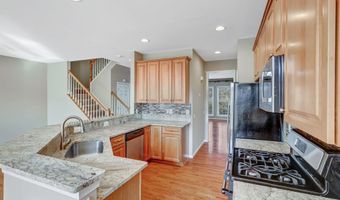 43903 THORNCROFT Ter, Ashburn, VA 20148