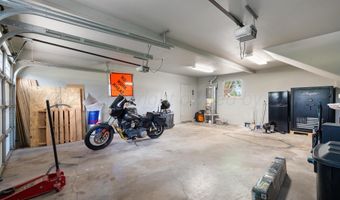 4210 Gem Lake Rd, Amarillo, TX 79106