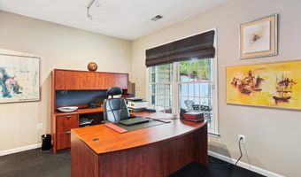 10104 BALDWIN Ct, Bethesda, MD 20817