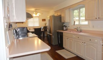 6349 Meridian Woods Blvd, Indianapolis, IN 46217