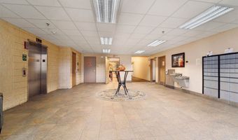 400 N RICHMOND St 323, Appleton, WI 54911