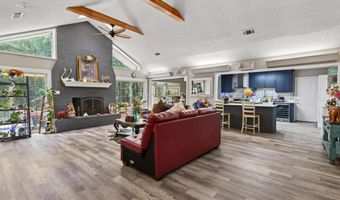 13293 Riverland Dr, Biloxi, MS 39532