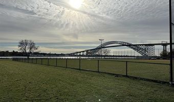 143 W 1ST St 2, Bayonne, NJ 07002