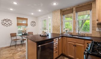 2713 ALBEMARLE Dr, Alexandria, VA 22303