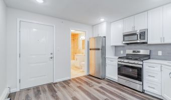 419 BROADWAY 3, Bayonne, NJ 07002