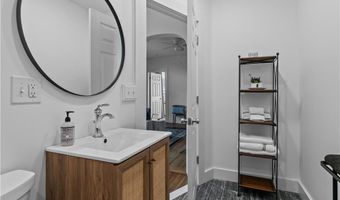 491 Thames St, Newport, RI 02840