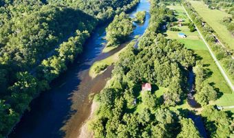 560 S Emerald Isle, Alderson, WV 24910