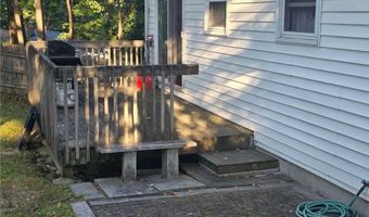 95 Angell Ave, North Providence, RI 02911