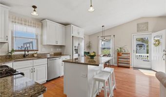 29 Morning Glory Rd, Cumberland, RI 02864
